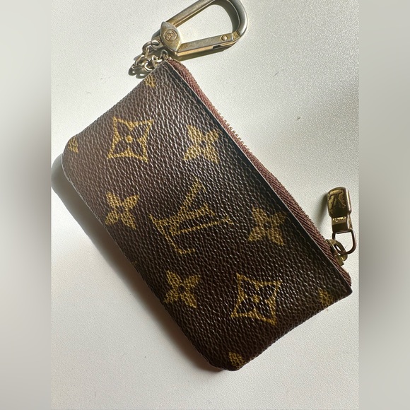Authentic Louis Vuitton Key Pouch - Picture 2 of 6